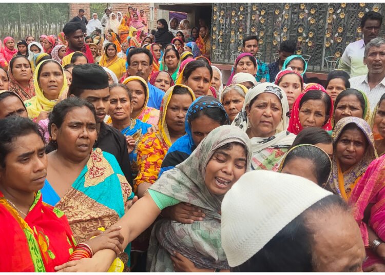 জনপ্রিয়তাই কি ভাদু শেখের মৃত্যুর জন্য দায়ী! উত্তর খুঁজছে বগটুই গ্রাম