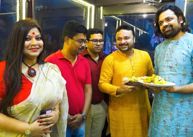 সল্টলেক ইজেডসিসিতে এবার নতুন আউটলেট নিয়ে এল 'ফিউশন ফ্যান্টাসি'