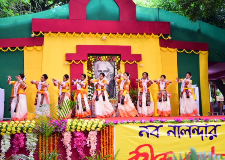 শ্রদ্ধায় স্মরণে ২৫ শে বৈশাখ পালন করল নব নালন্দা
