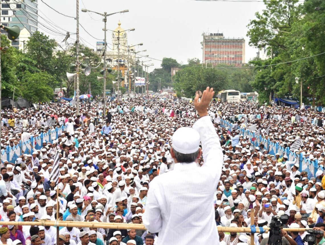 নবী সা. অবমাননা, কোরআন-হাদিশের উপর আঘাত, মায়েদের উপর আঘাত বরদাস্ত করবো নাঃ সিদ্দিকুল্লাহ 3 নবী সা. অবমাননা, কোরআন-হাদিশের উপর আঘাত, মায়েদের উপর আঘাত বরদাস্ত করবো নাঃ সিদ্দিকুল্লাহ