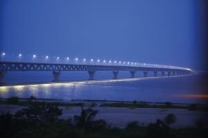 কলকাতা থেকে ঢাকা এখন মাত্র ৬ ঘণ্টায়, রবিবার থেকেই পদ্মা সেতুতে যান চলাচল, দেখুন ভিডিও