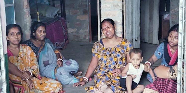 মর্মান্তিক পথ দুর্ঘটনায় মৃত্যু দেগঙ্গার বেড়াচাঁপার ২ যুবকের,  জখম আরও ১