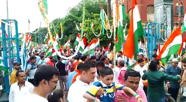 গুলমোহর ময়দান থেকে সালকিয়া হাওড়ায় তিরঙ্গা যাত্রায় শুভেন্দু
