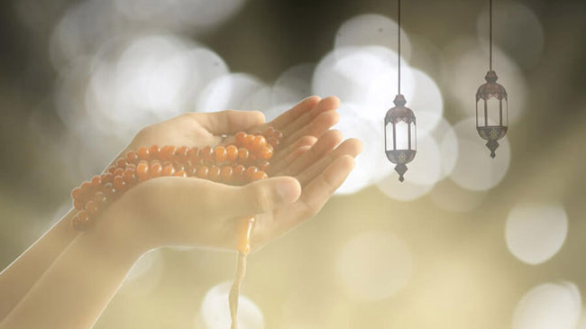 দুই সিজদার মাঝে মুমিনের পাঁচ চাওয়া