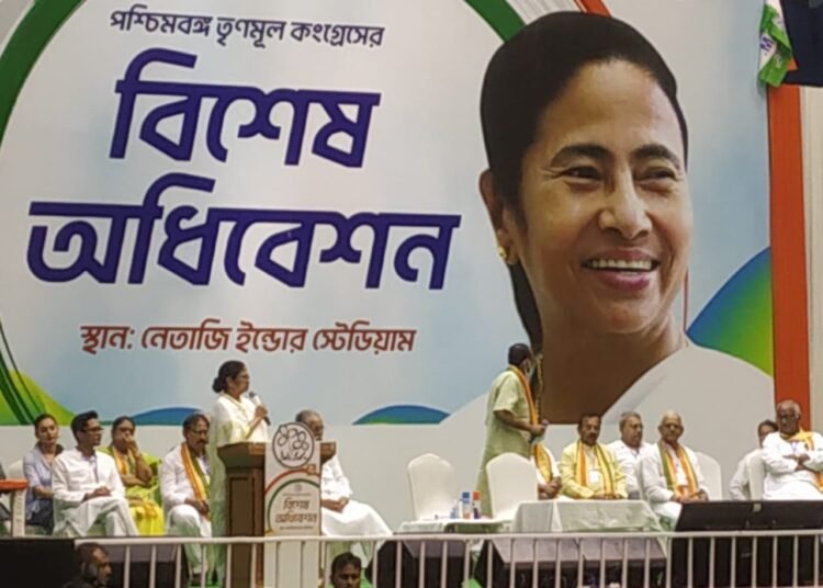 বীরের সম্মান দিয়ে কেষ্টকে ফিরিয়ে আনতে হবে, বীরভূম হারতে শেখেনি: বিজেপির বিরুদ্ধে হুঙ্কার মমতার