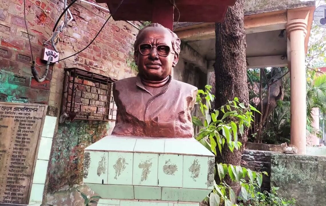 প্রয়াত শিল্পীর পরিবার চায়নি তাই হয়নি হেরিটেজ, প্রখ্যাত গীতিকার পুলক বন্দ্যোপাধ্যায়ের হাওড়ার বসতবাড়ি প্রসঙ্গে বললেন রাজ্যের মন্ত্রী অরূপ রায়