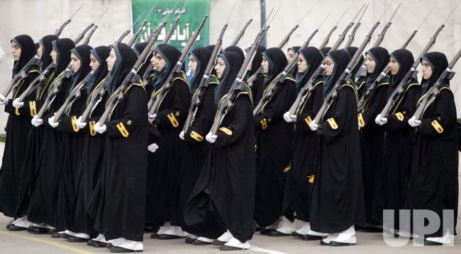 ইরানী এক তরুণীর মৃত্যু ও উত্তাল পশ্চিমা বিশ্ব