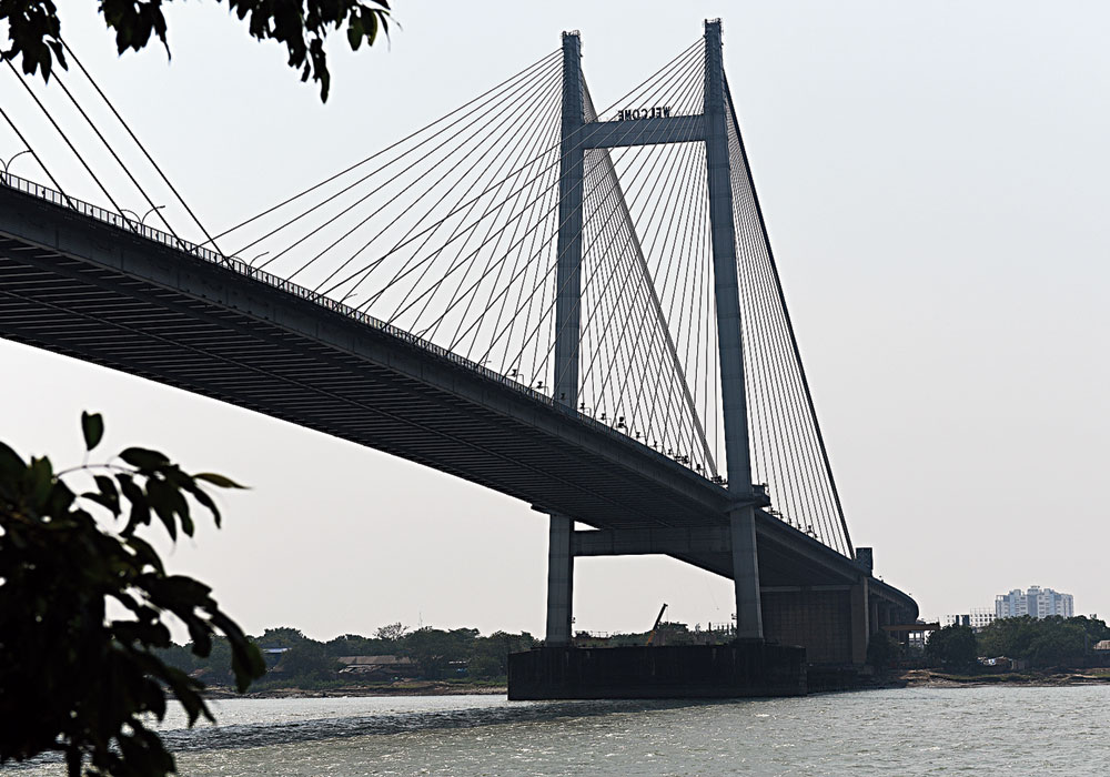 গুজরাতের সেতু দুর্ঘটনা: একটি হুঁশিয়ারি..... কেমন আছে দেশের ৮টি বিখ্যাত ঝুলন্ত ব্রিজ 18 গুজরাতের সেতু দুর্ঘটনা: একটি হুঁশিয়ারি..... কেমন আছে দেশের ৮টি বিখ্যাত ঝুলন্ত ব্রিজ