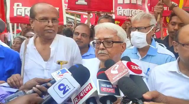 বিমান বসুর নেতৃত্বে হাওড়ায় বালিখাল থেকে শান্তি সম্প্রীতির মহামিছিল ঘিরে উত্তেজনা