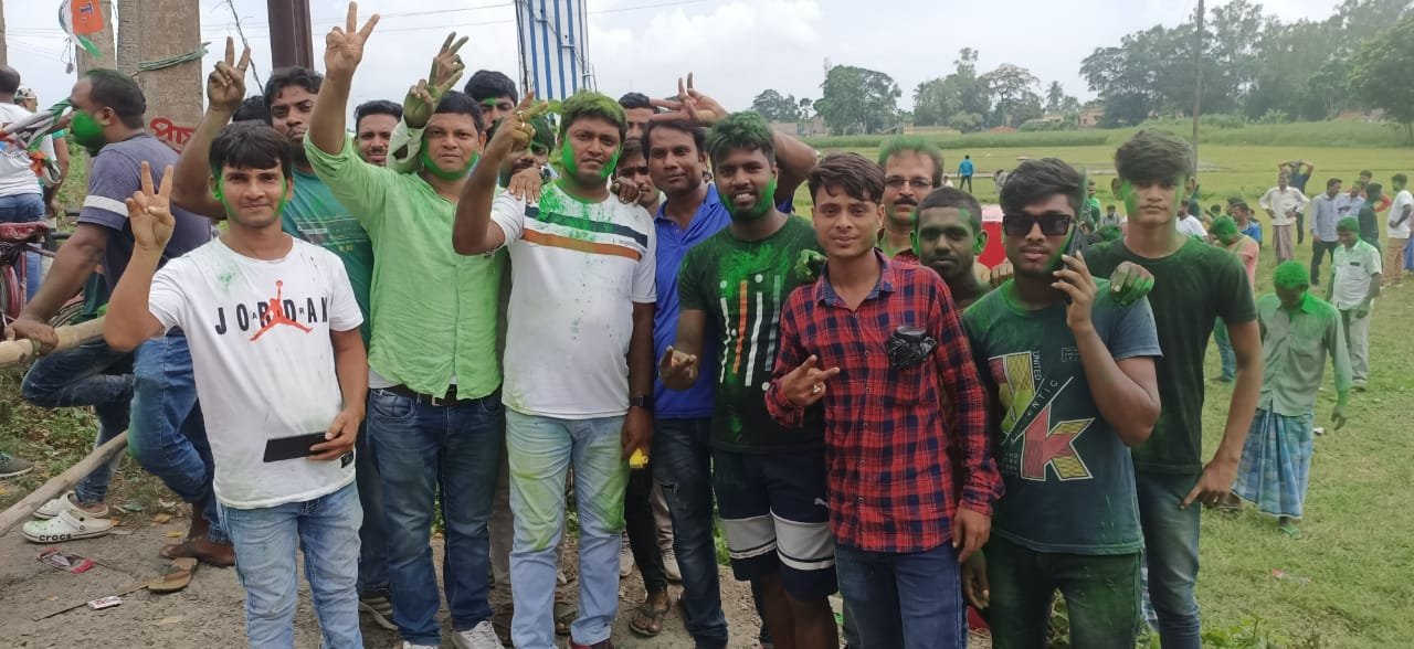 জিতলেন ফারহাদ, বারাসত দুই ব্লক ঘাসফুলের দখলে