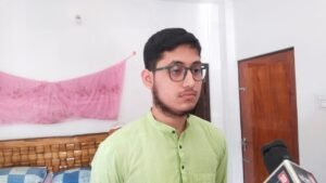 মাধ্যমিকে ৬৮৭ পেয়ে মেধাতালিকায় সপ্তম কোচবিহারের আসিফ কামাল, অ্যাস্ট্রোফিজিক্স নিয়ে পড়াশোনা করতে চায়