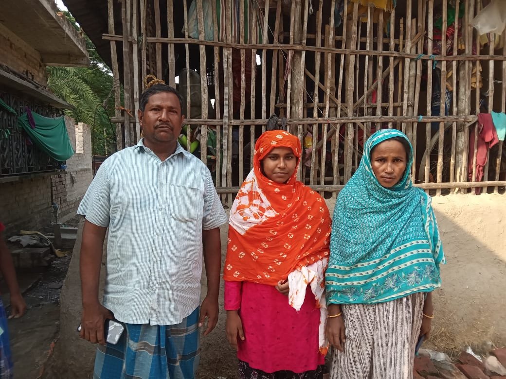 সুন্দরবনের সংখ্যালঘু কৃতি ছাত্রী হতে চায় চিকিৎসক