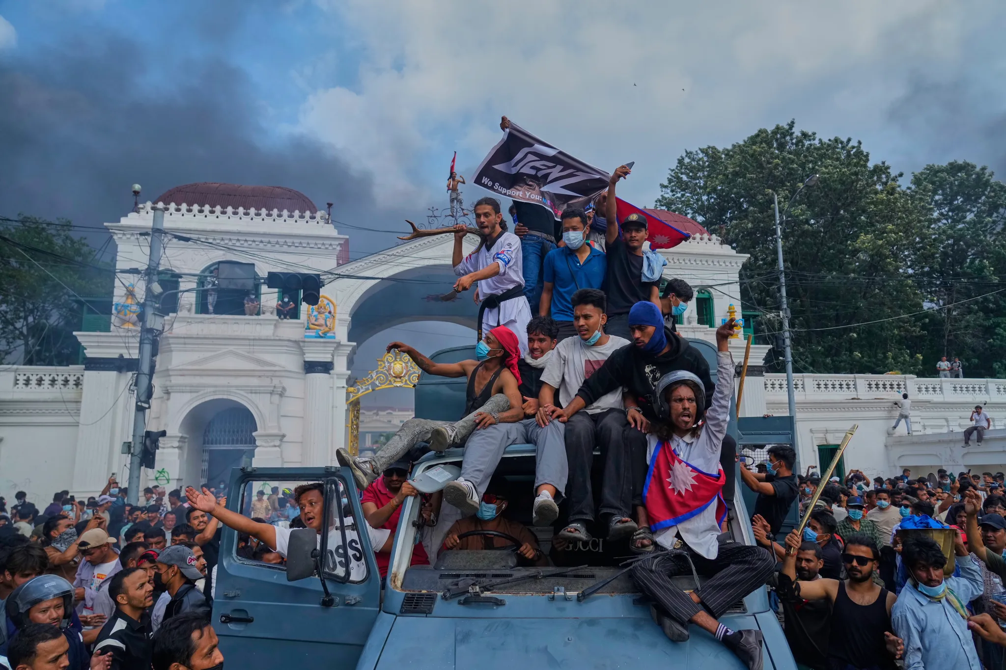 Nepal Gen Z Protest: অগ্নিগর্ভ নেপালে আটকে বাঁকুড়ার ৩০০ শ্রমিক